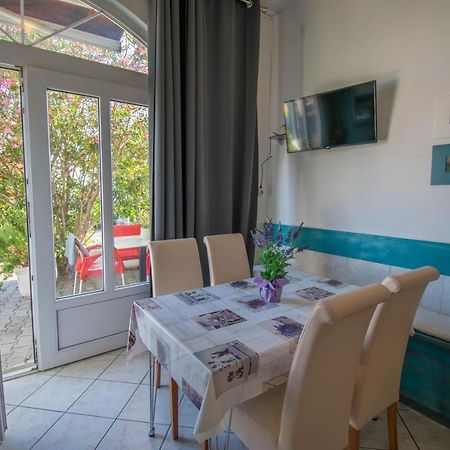 Family Apartment Manuela - Baška Voda Εξωτερικό φωτογραφία