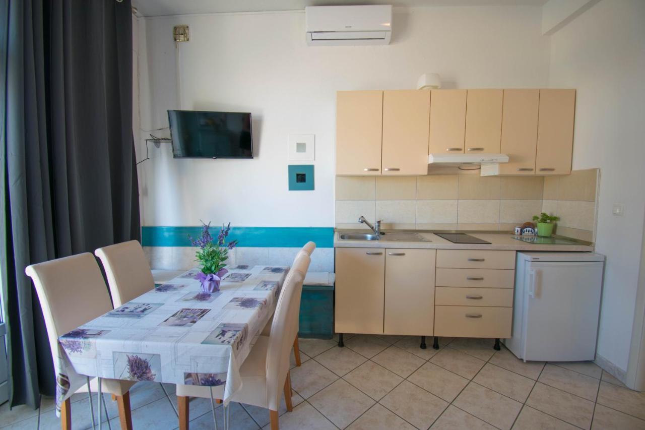 Family Apartment Manuela - Baška Voda Εξωτερικό φωτογραφία