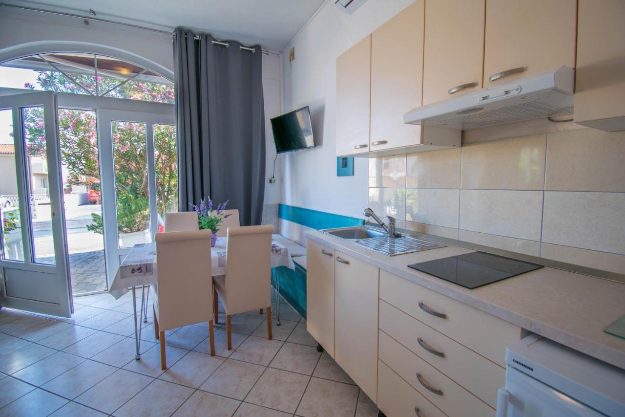 Family Apartment Manuela - Baška Voda Εξωτερικό φωτογραφία