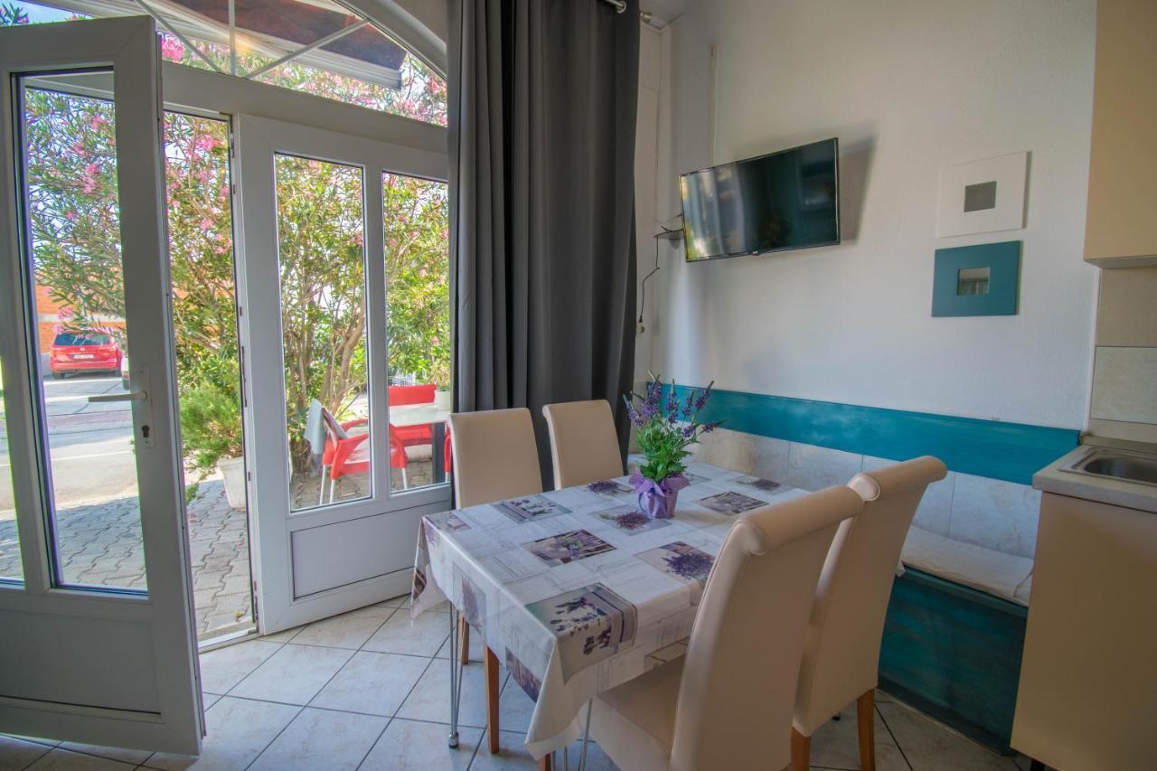 Family Apartment Manuela - Baška Voda Εξωτερικό φωτογραφία