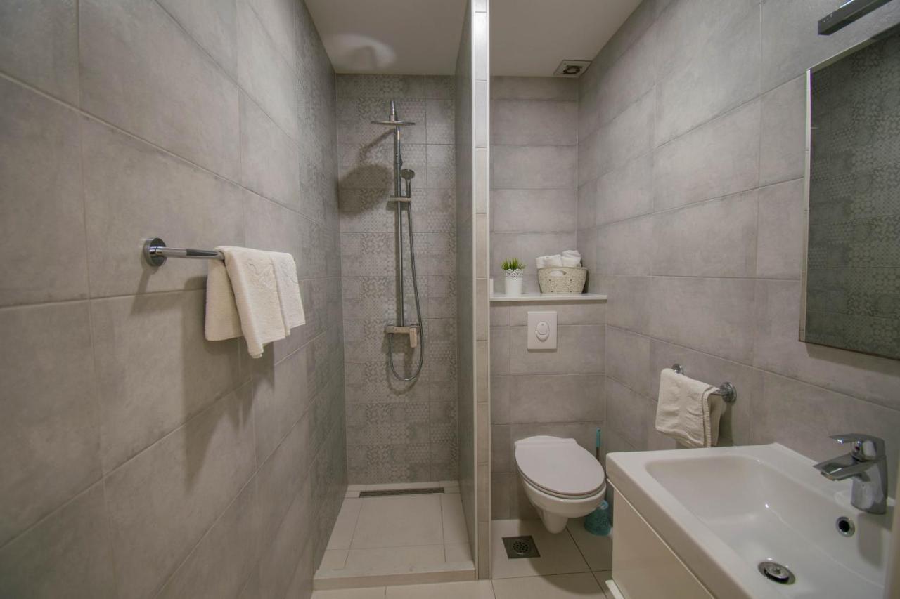 Family Apartment Manuela - Baška Voda Εξωτερικό φωτογραφία